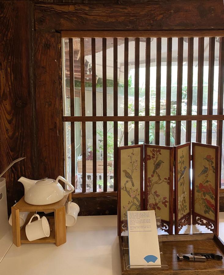Viva La Vida - Jongno Hanok Private House Seoul Exterior photo